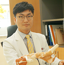 정형외과 김지훈 사진